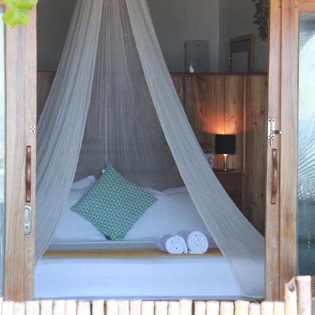 Maligaya Beach Bungalows El Nido Luaran gambar